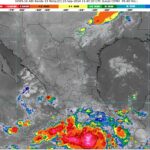 Tormenta Tropical y frente frío afectan al sur y norte de México