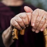 Abuelita mexicana se auto deporta y deja a toda su familia en EE.UU.; cruzó la frontera a los 15 años