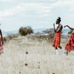 Mujer reportada como desaparecida fue hallada en una tribu africana: “Déjenme en paz, soy una persona adulta”
