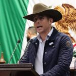 Diputado del Movimiento del Sombrero presenta Ley Carlos Manzo