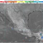 Pronostican lluvias y descargas eléctricas en varias regiones del país