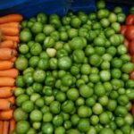 Inflación desacelera y se ubica en 4.45% en abril; chiles, los productos que más suben de precio
