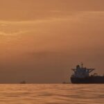 Irán anuncia cierre del estrecho de Ormuz en respuesta a los ataques de Israel en Líbano