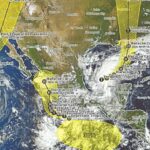 ‘Simon’ y ‘Rachel’ pegan con lluvia; ‘Isaias’ se enfila a Estados Unidos